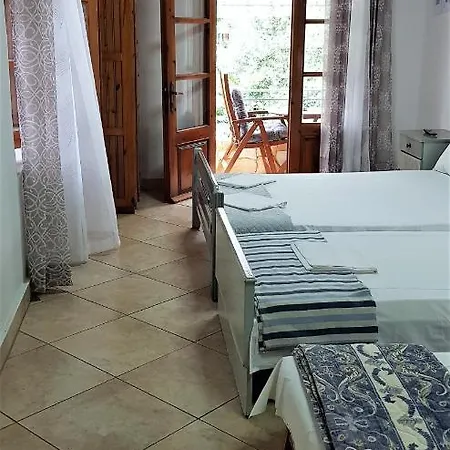Evaggelou Rooms Potos Exterior photo