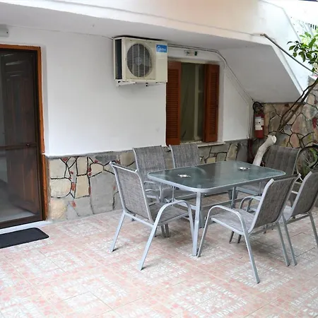 Evaggelou Rooms Potos Exterior photo